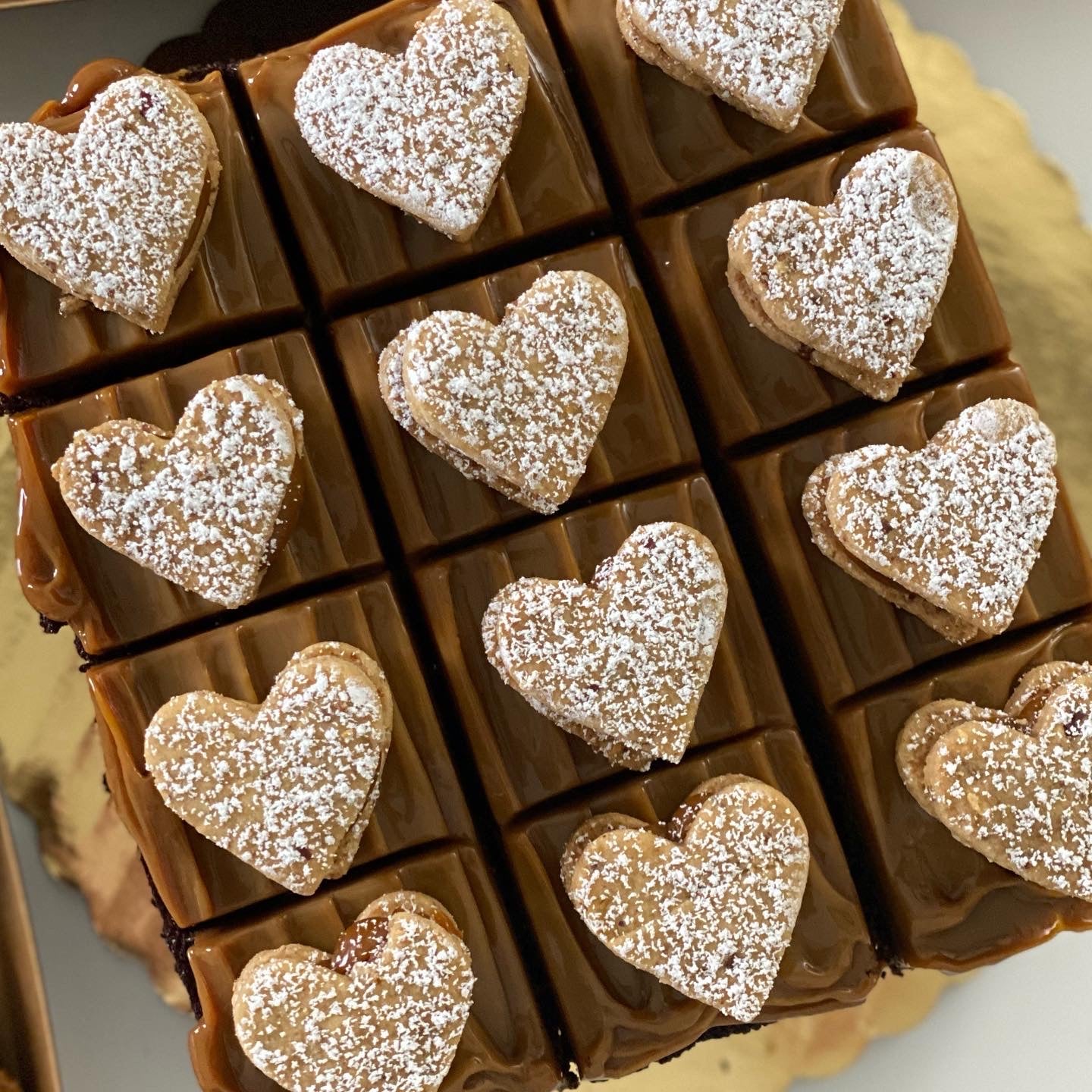 Chocolate Alfajore Cake