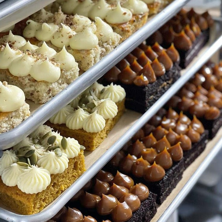 Build-your-own Cake Tasting Box