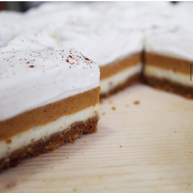 Pumpkin and Cheesecake Pie